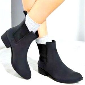 NWT Jeffrey Campbell PLAY Black Matte Rubber Ankle Boots Size 7